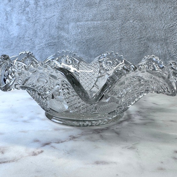 Vintage EAPG Clear Scalloped Ruffled Edge Bowl Starburst Pattern 8.5" - Picture 3 of 10